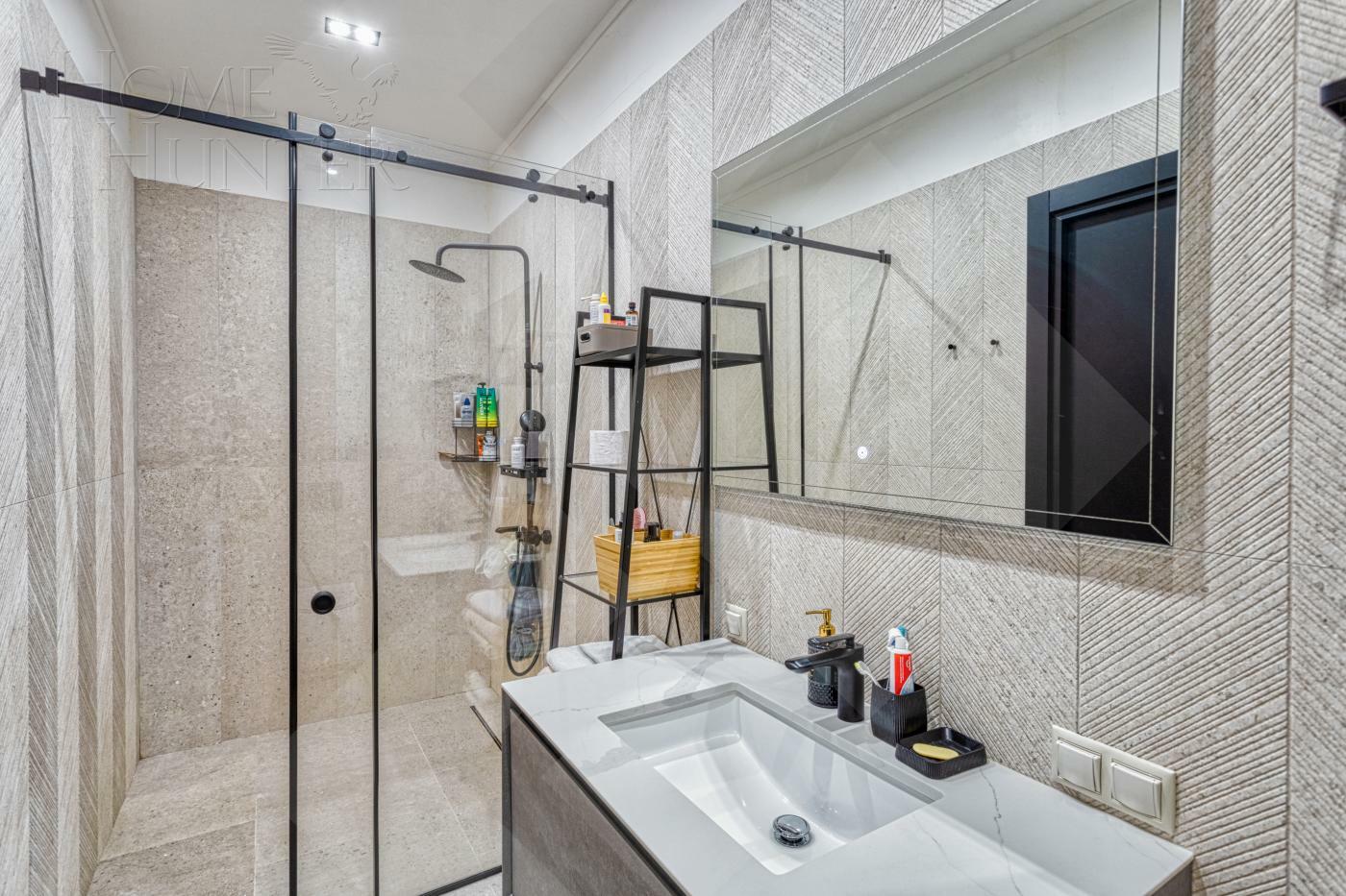 2-этажный коттедж 640 м² с отделкой