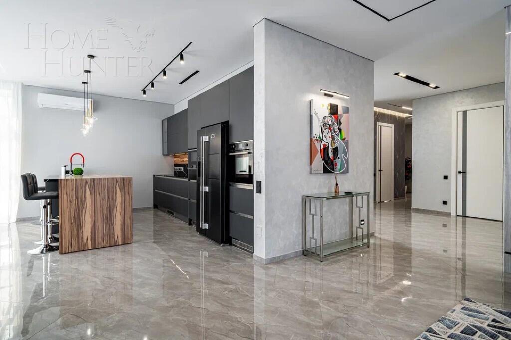 2-этажный коттедж 600 м² с отделкой