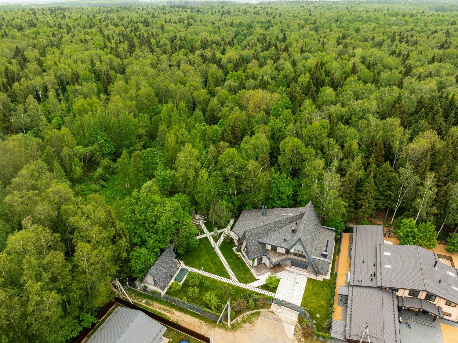 2-этажный коттедж 499 м² с отделкой