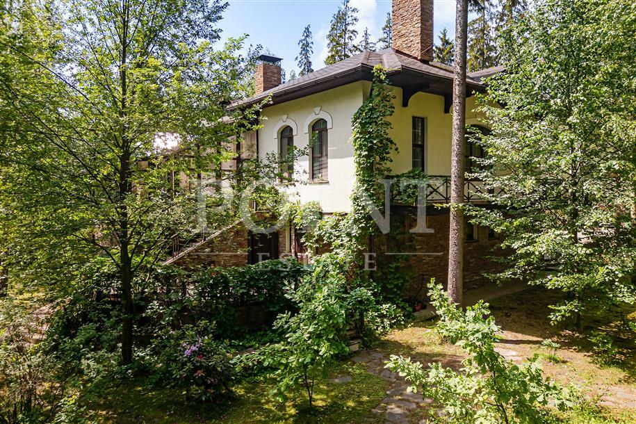 2-этажный коттедж 462 м² с отделкой