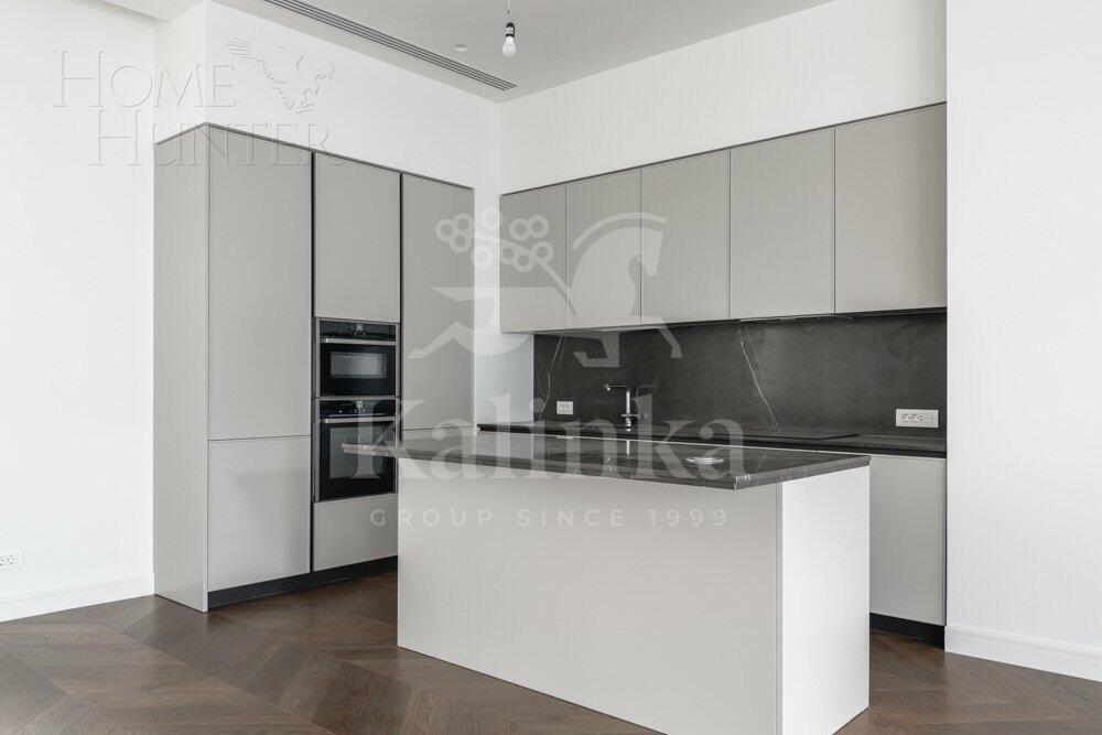 3-КОМН. КВАРТИРА С ОТДЕЛКОЙ 156 М² НА 2 ЭТАЖЕ