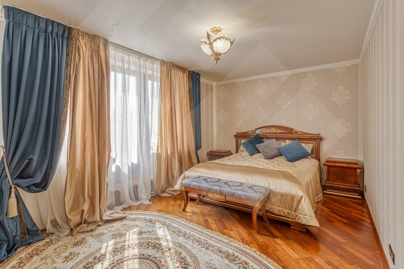 2-этажный коттедж 640 м² с отделкой