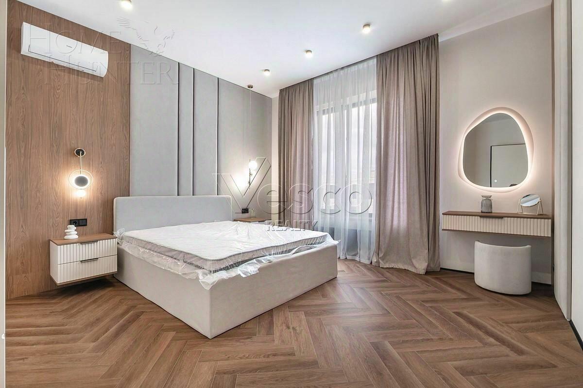 2-этажный коттедж 300 м² с отделкой