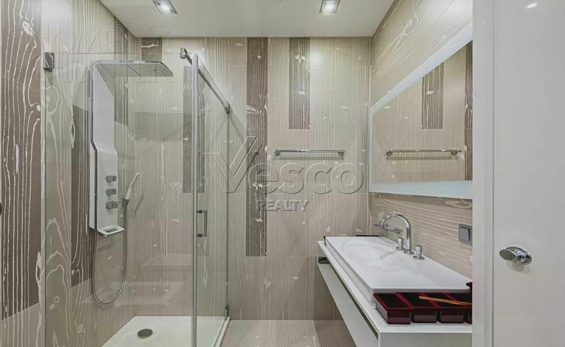 2-этажный таунхаус 430 м² с отделкой