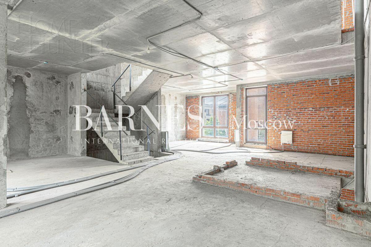 4-УРОВНЕВЫЙ ТАУНХАУС БЕЗ ОТДЕЛКИ 420 М² НА 1 ЭТАЖЕ