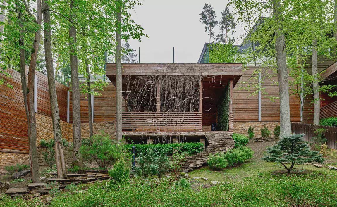 2-этажный таунхаус 430 м² с отделкой