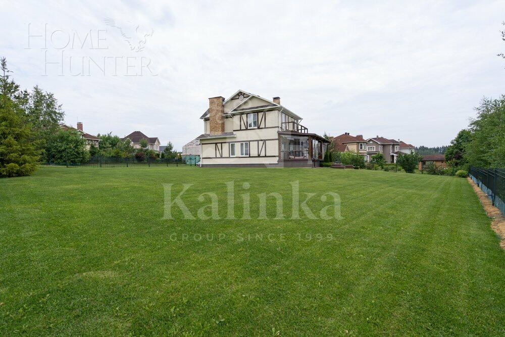 2-этажный коттедж 200 м² с отделкой