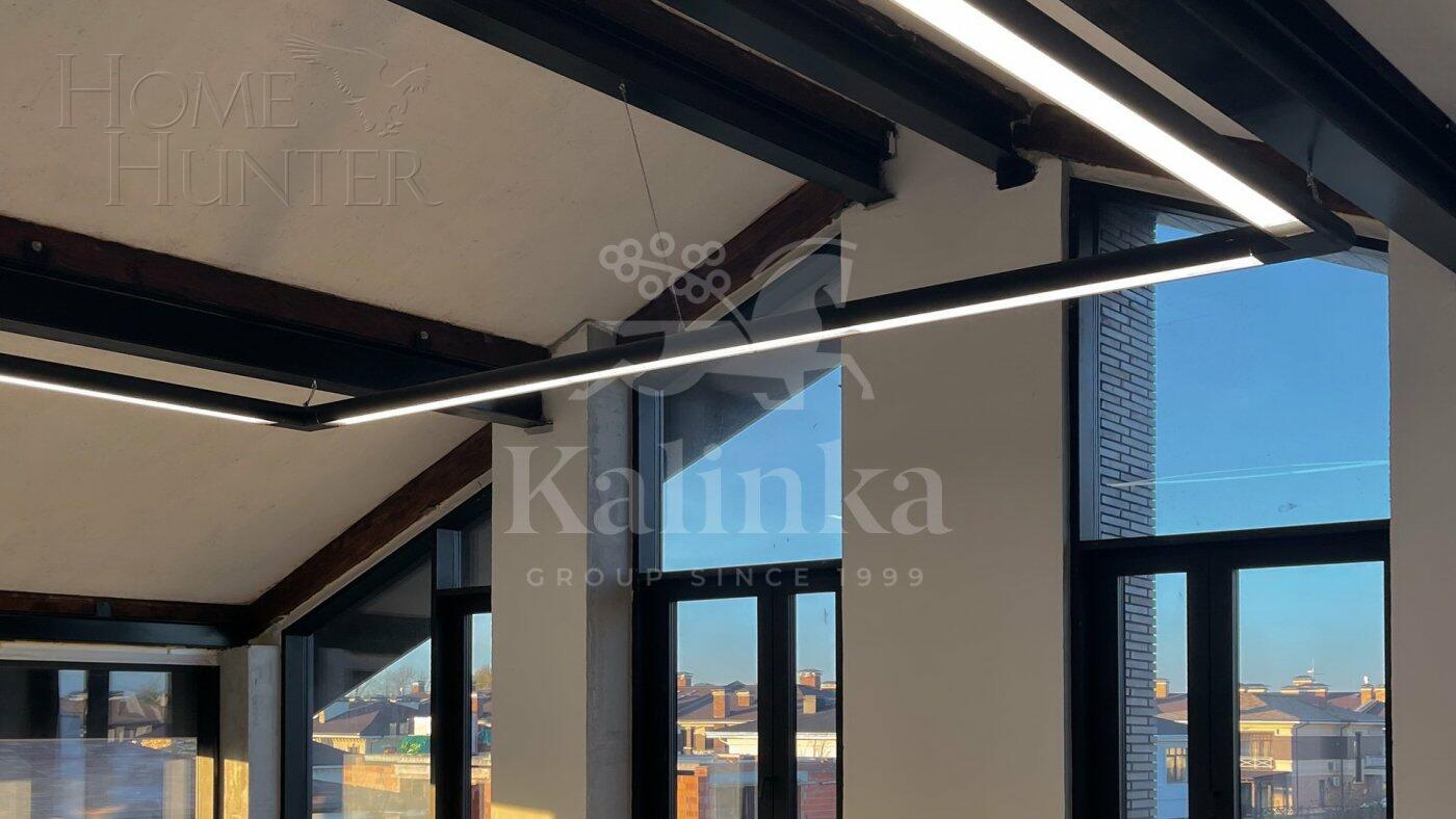 3-этажный коттедж 1 770 м² без отделки