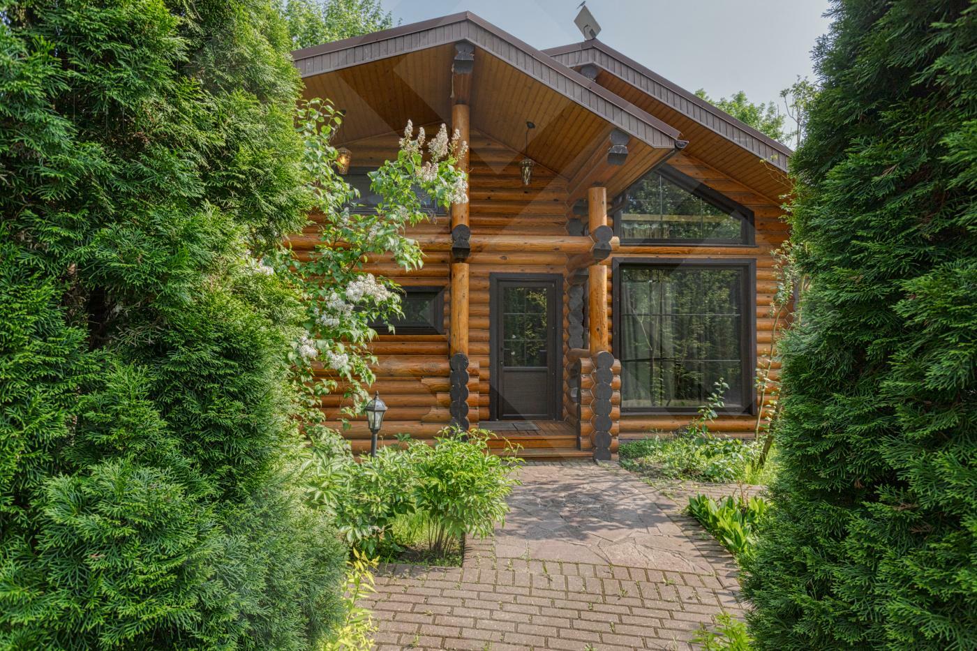 2-этажный коттедж 640 м² с отделкой