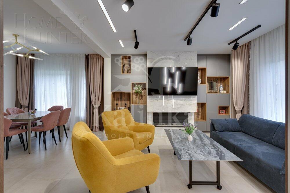 2-этажный коттедж 200 м² с отделкой