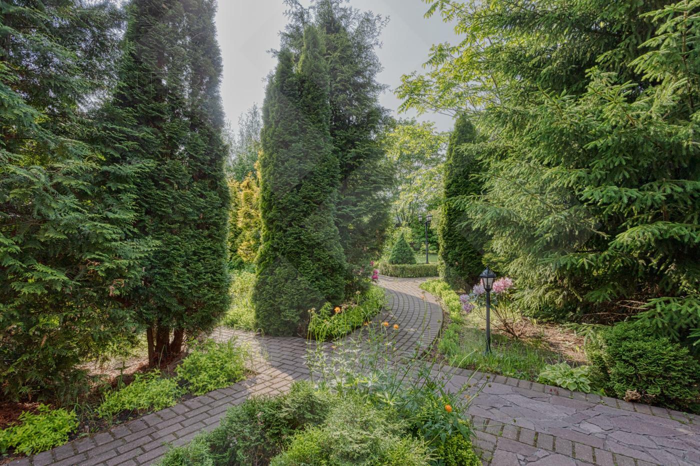 2-этажный коттедж 640 м² с отделкой