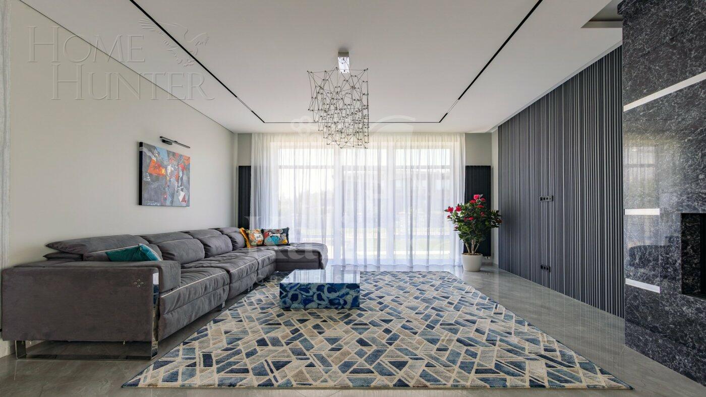 2-этажный коттедж 600 м² с отделкой