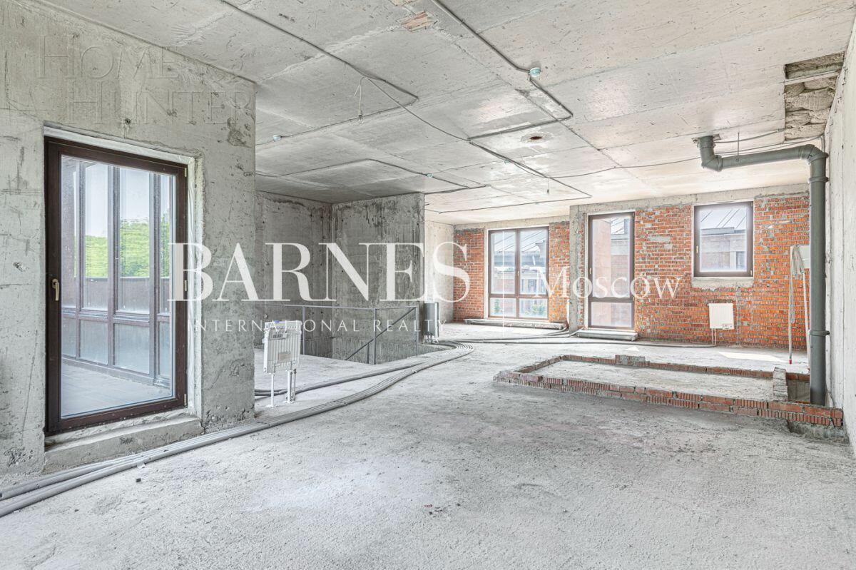 4-УРОВНЕВЫЙ ТАУНХАУС БЕЗ ОТДЕЛКИ 420 М² НА 1 ЭТАЖЕ