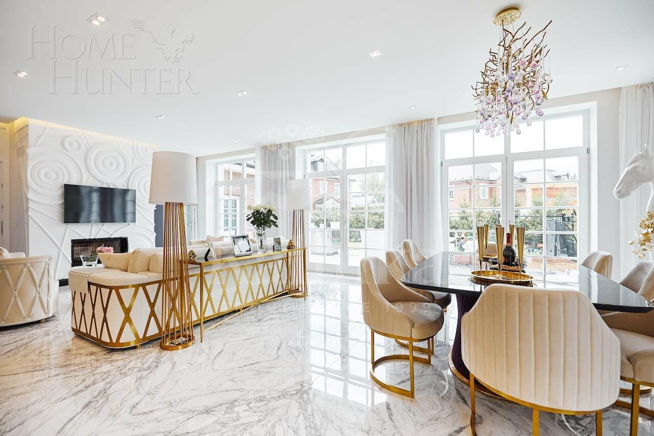 3-этажный коттедж 550 м² с отделкой