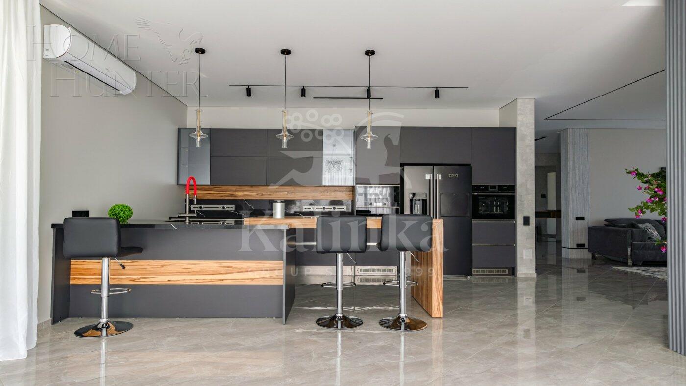 2-этажный коттедж 600 м² с отделкой