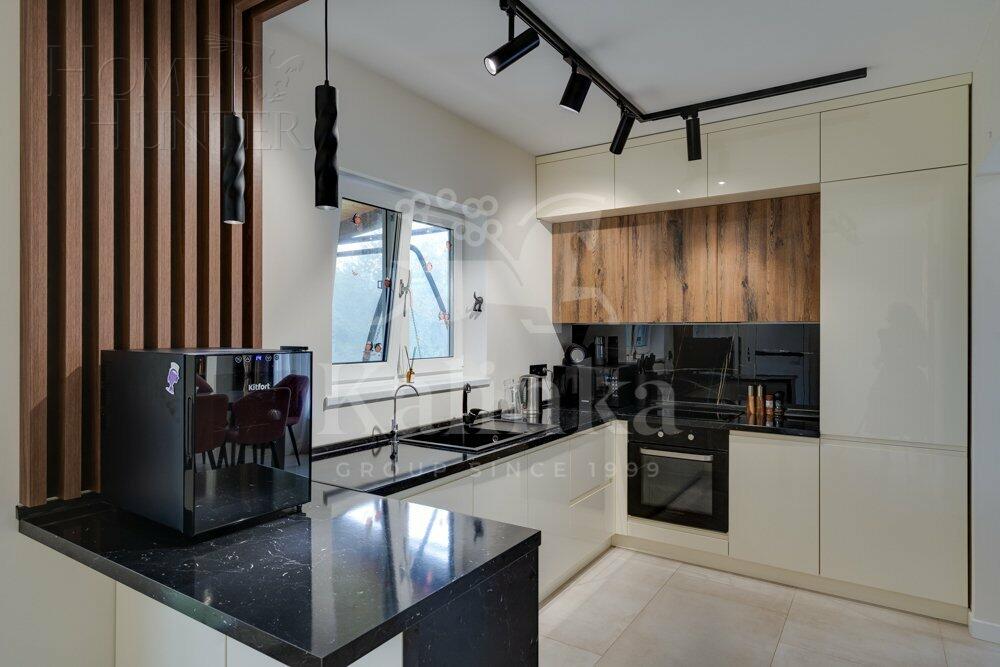 2-этажный коттедж 200 м² с отделкой