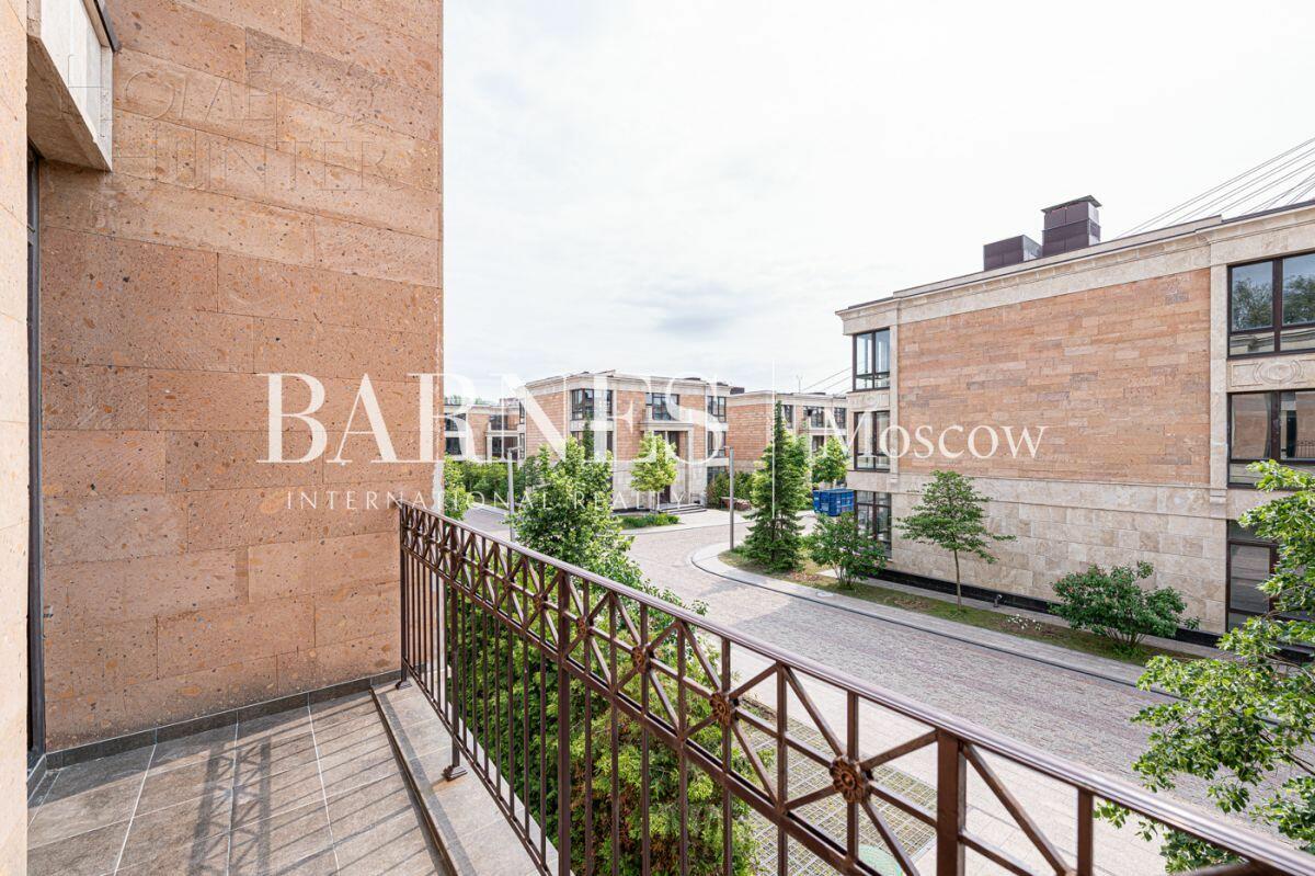 4-УРОВНЕВЫЙ ТАУНХАУС БЕЗ ОТДЕЛКИ 420 М² НА 1 ЭТАЖЕ