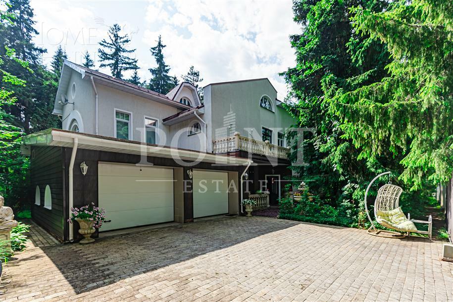 2-этажный коттедж 868 м² с отделкой