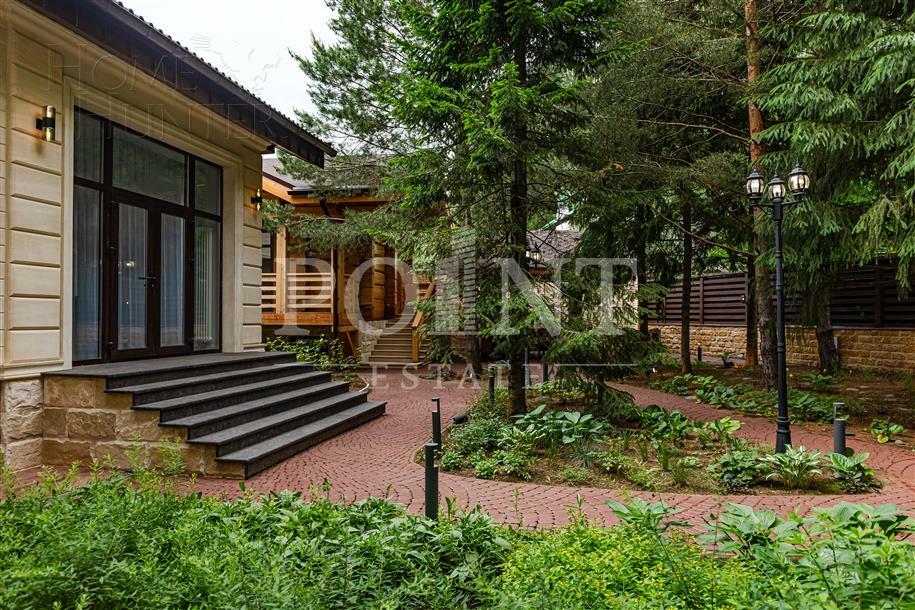 2-этажный коттедж 730 м² с отделкой