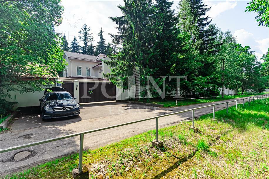 2-этажный коттедж 868 м² с отделкой