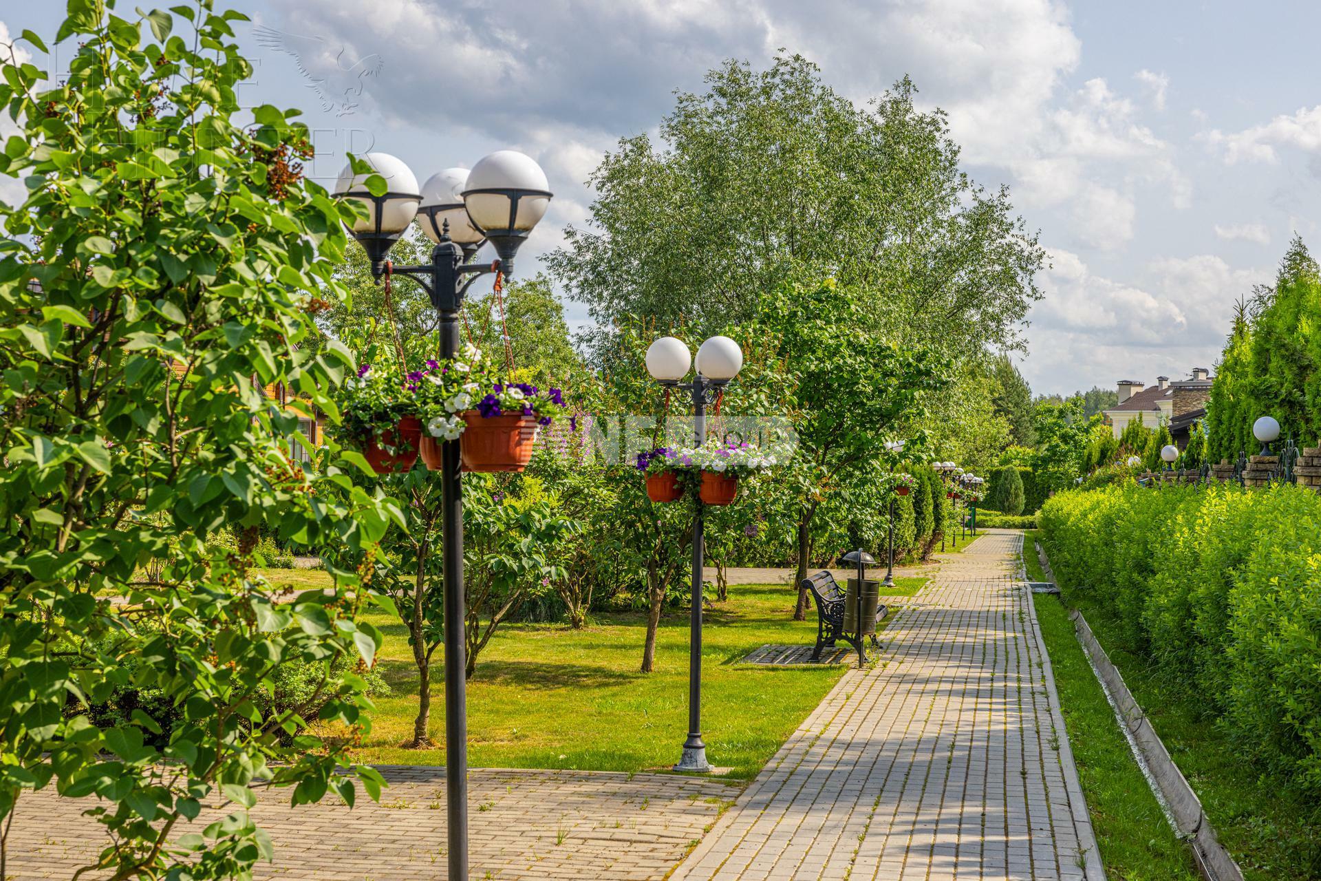 Участок 24 сот. в охраняемом поселке