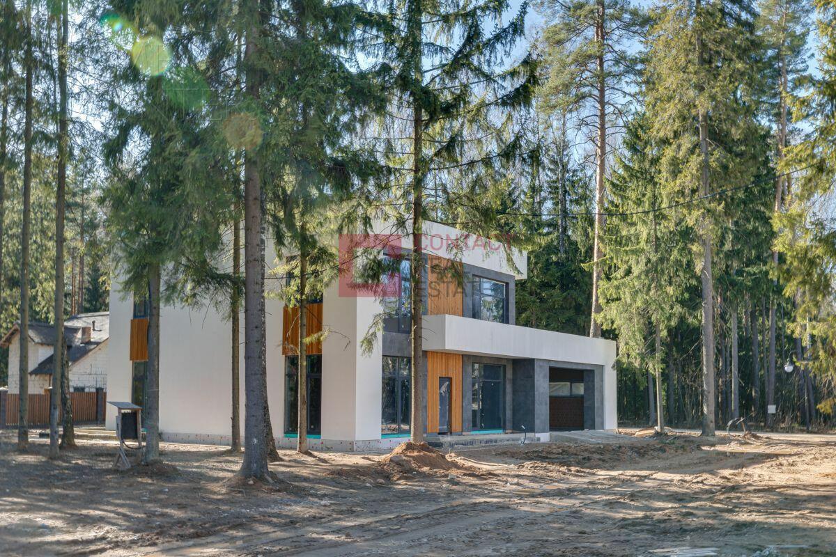 2-этажный коттедж 549 м² без отделки