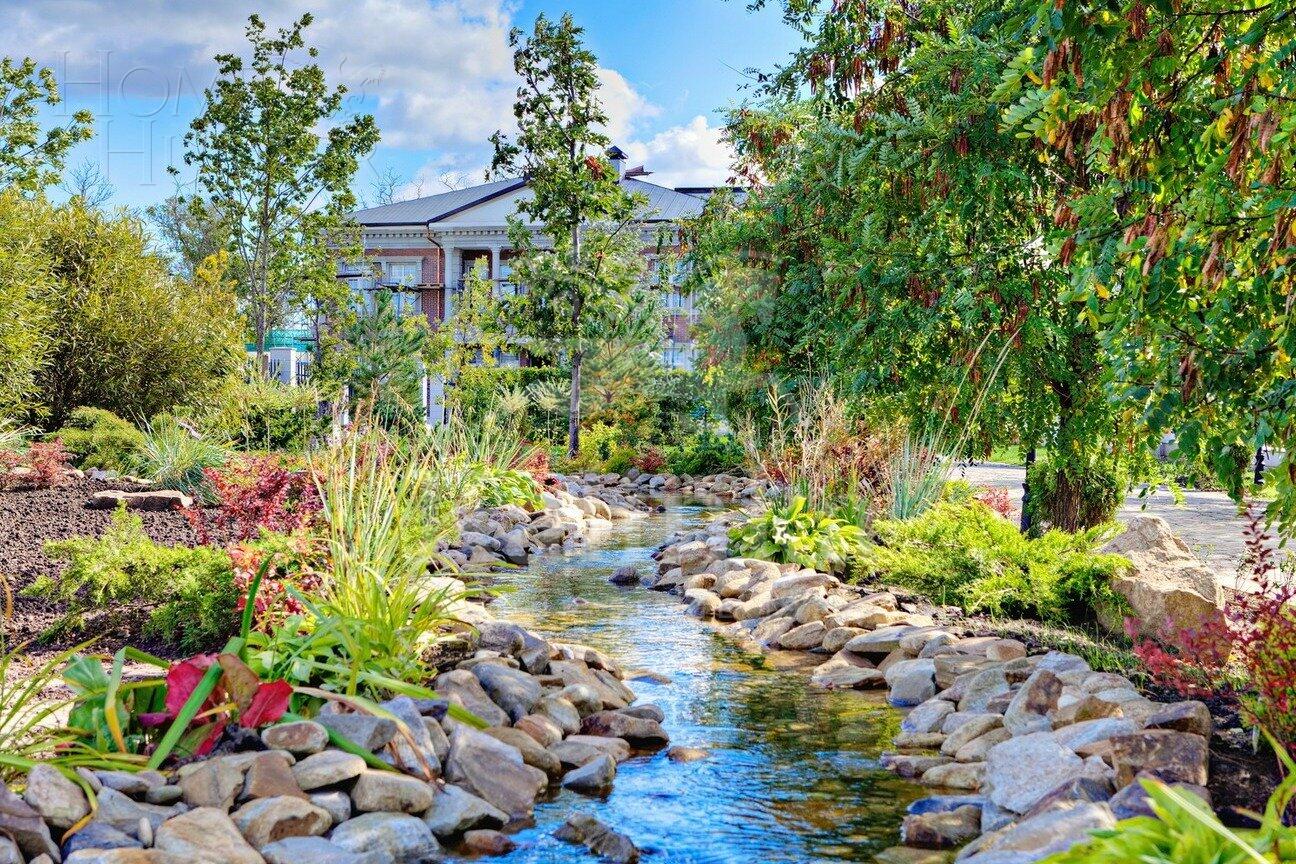 2-этажный коттедж 2 000 м² с отделкой