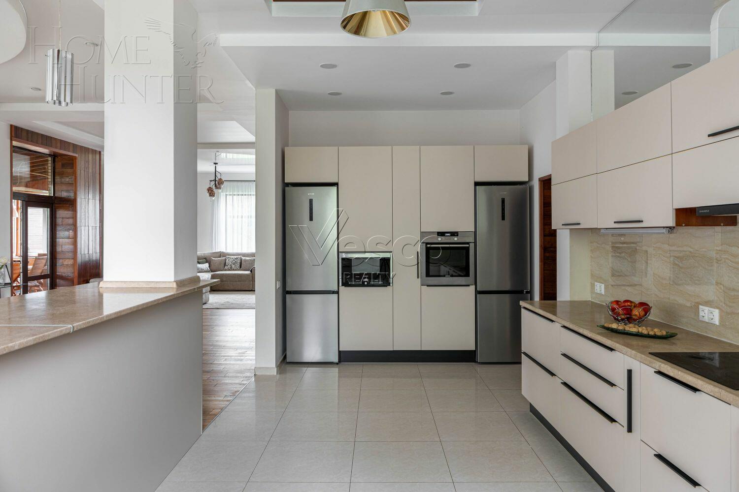 2-этажный коттедж 430 м² с отделкой