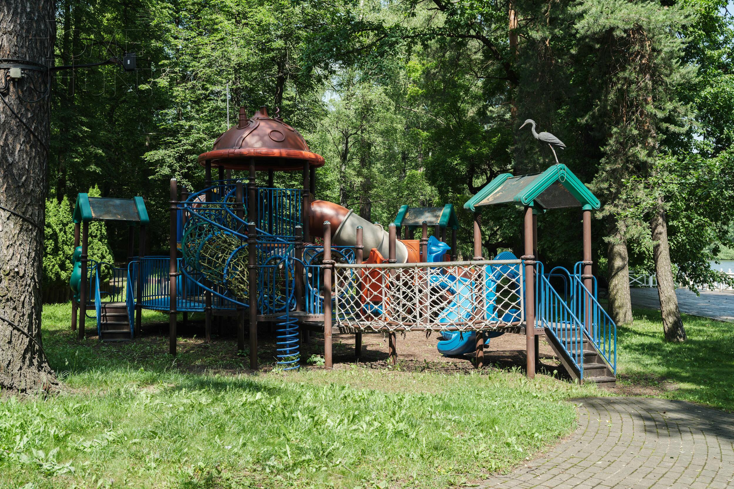 2-этажный коттедж 639 м² с отделкой