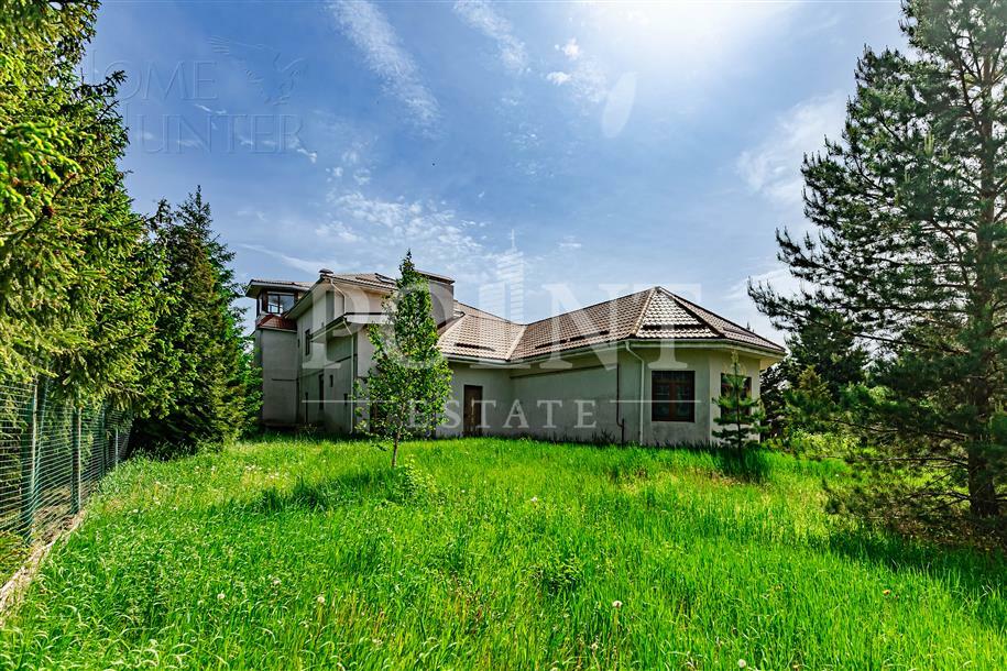 2-этажный коттедж 1 000 м² без отделки