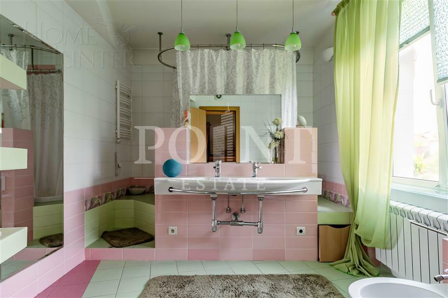 2-этажный коттедж 500 м² с отделкой