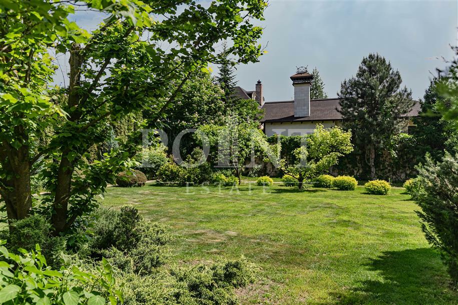 2-этажный коттедж 500 м² с отделкой