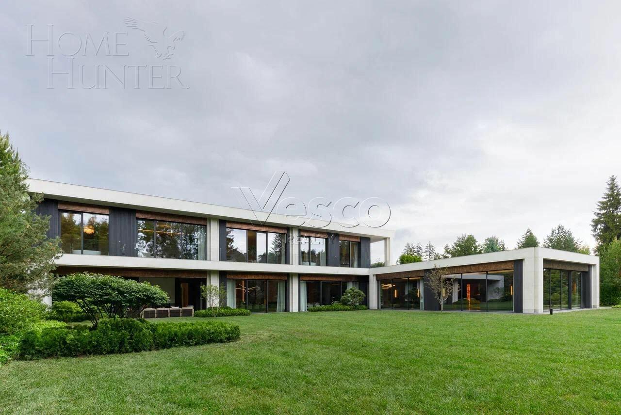 2-этажный коттедж 2 150 м² с отделкой