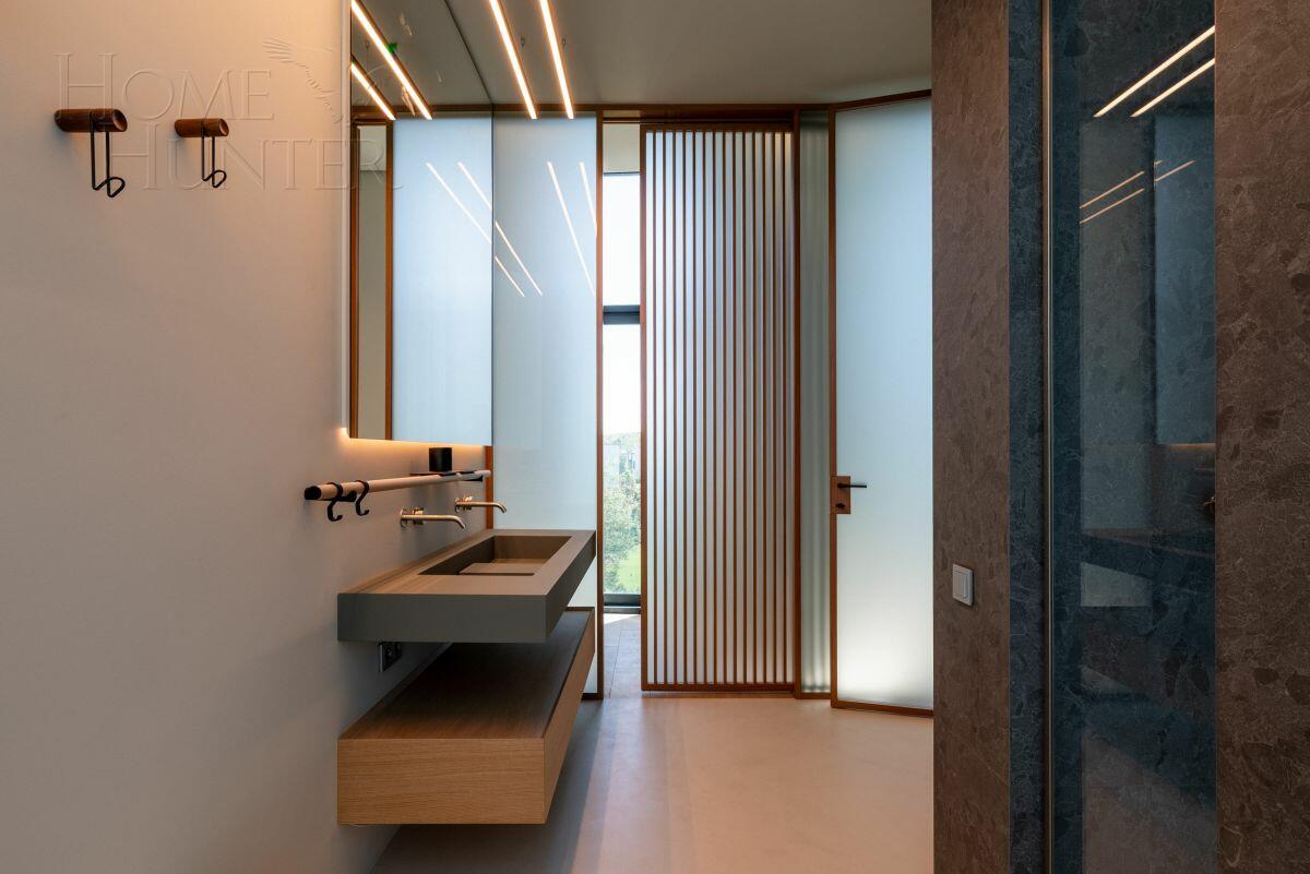 2-этажный коттедж 830 м² с отделкой