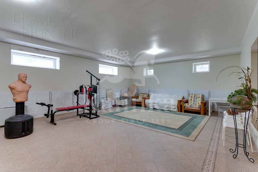 2-этажный коттедж 650 м² с отделкой