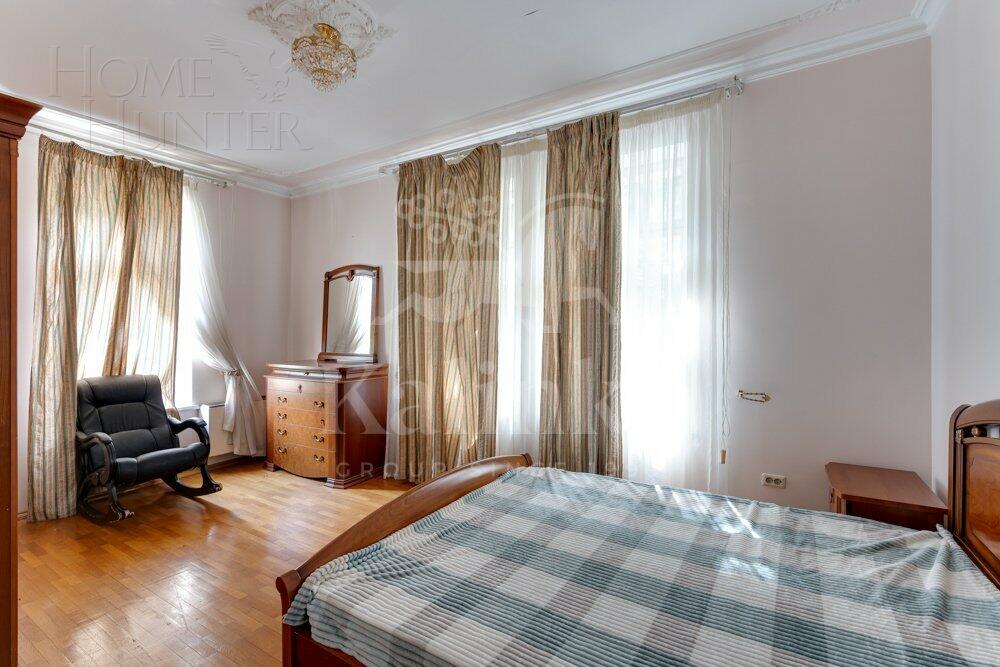 2-этажный коттедж 650 м² с отделкой