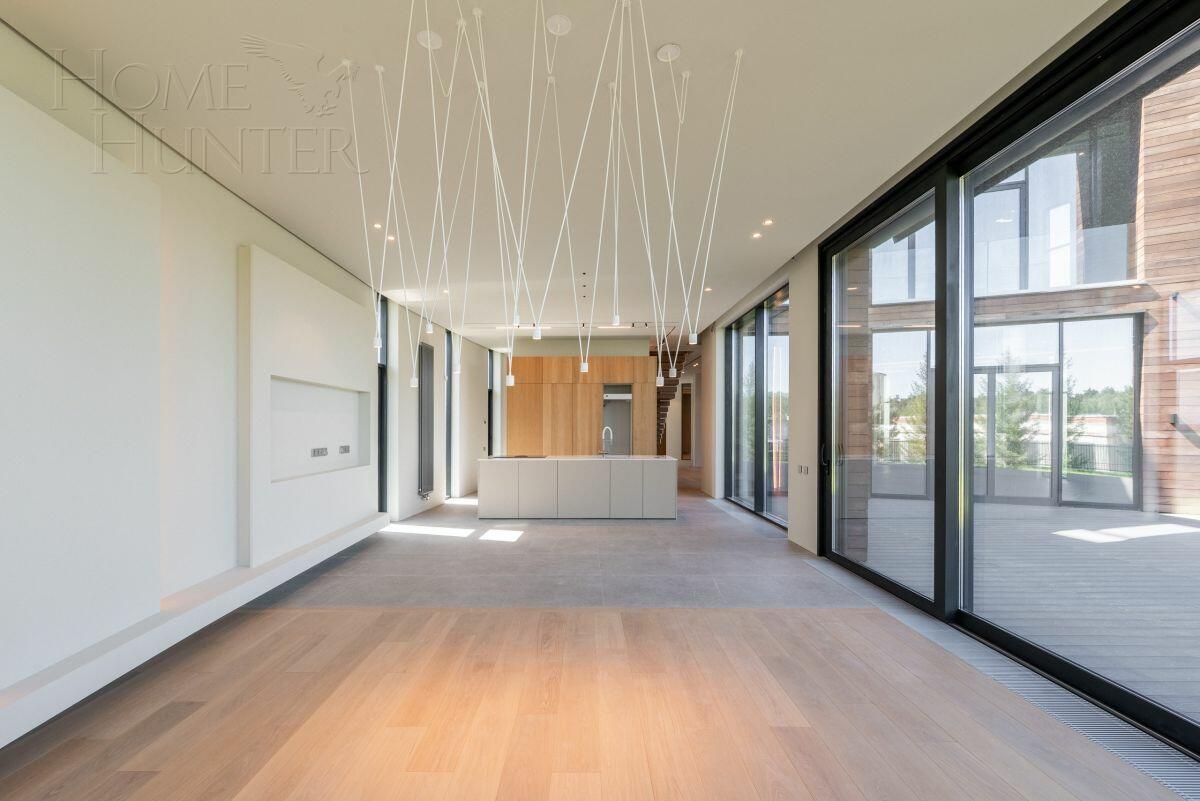 2-этажный коттедж 830 м² с отделкой