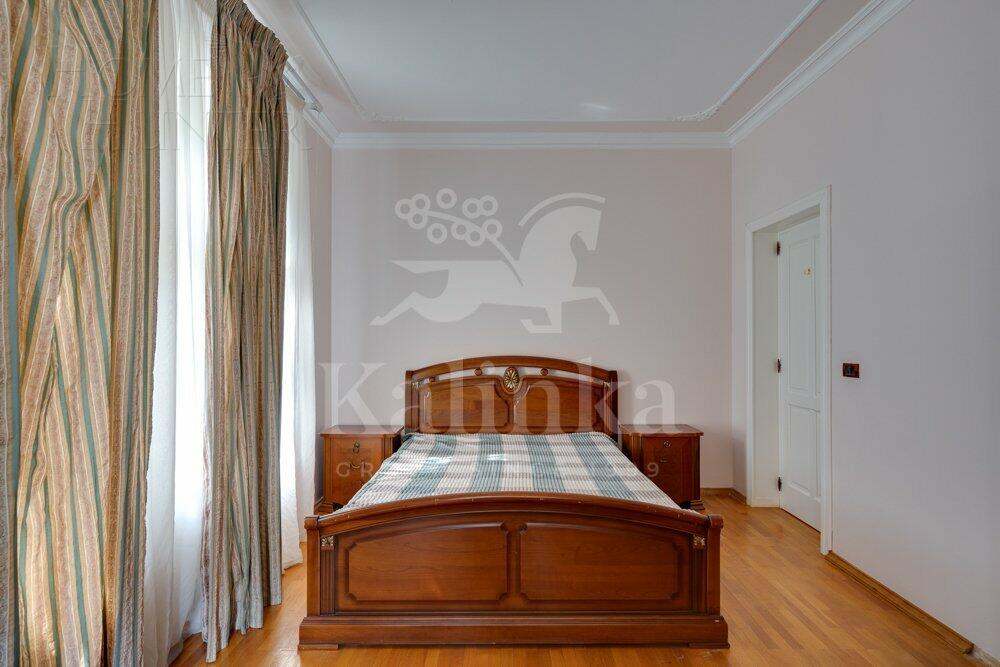 2-этажный коттедж 650 м² с отделкой