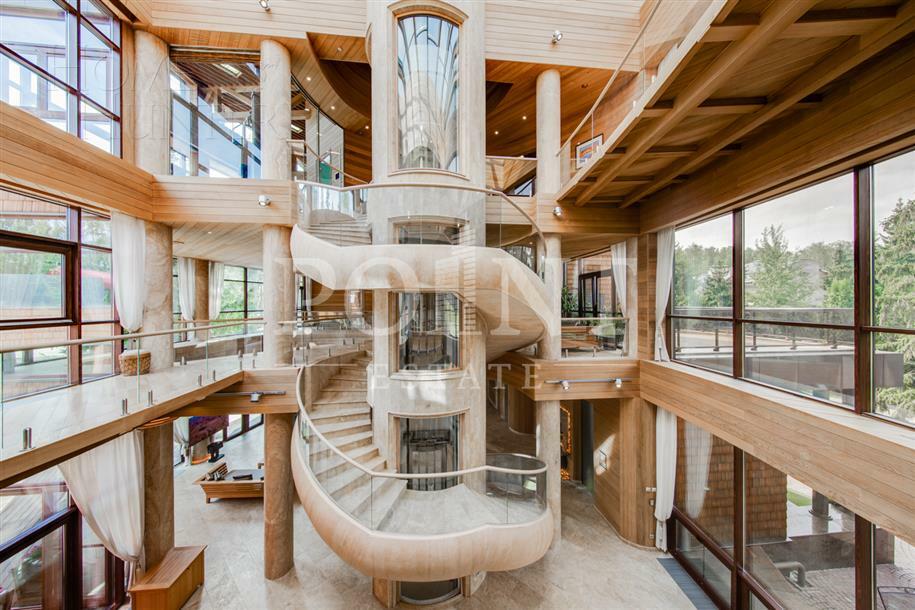 3-этажный коттедж 3 390 м² с отделкой