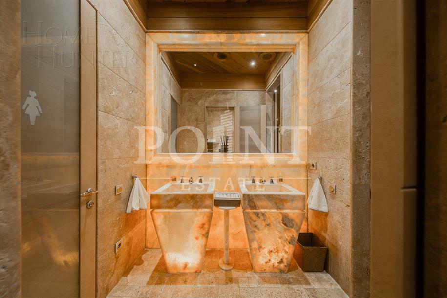 3-этажный коттедж 3 390 м² с отделкой