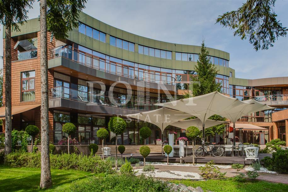 3-этажный коттедж 3 390 м² с отделкой