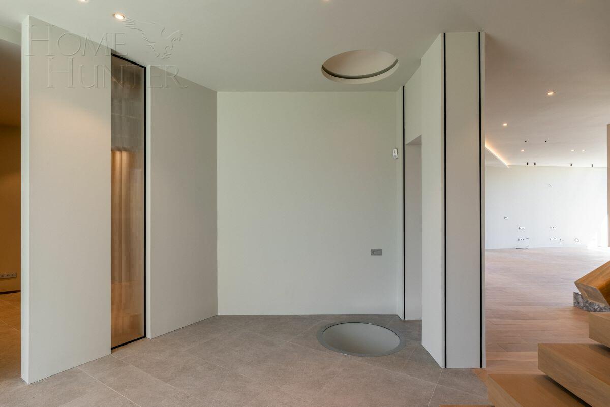 2-этажный коттедж 830 м² с отделкой