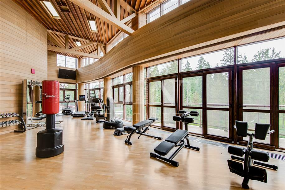 3-этажный коттедж 3 390 м² с отделкой