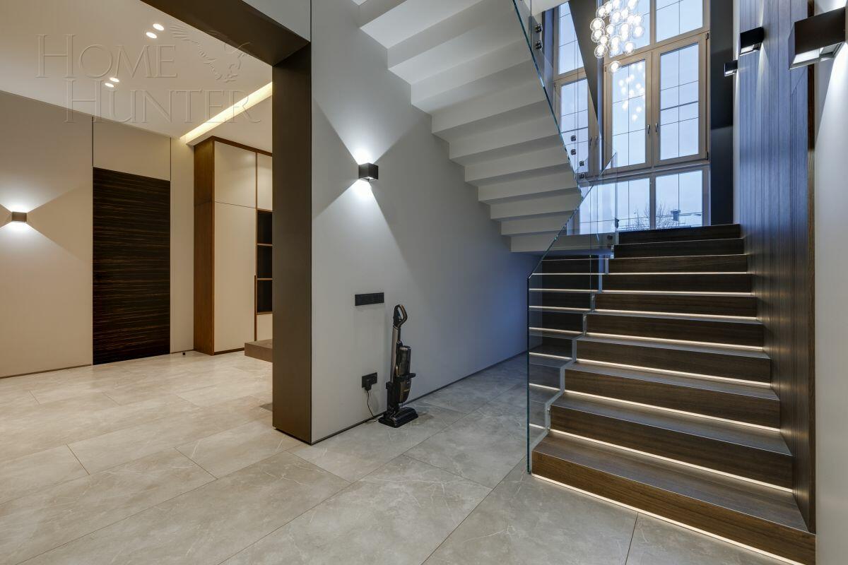 2-этажный коттедж 688 м² с отделкой