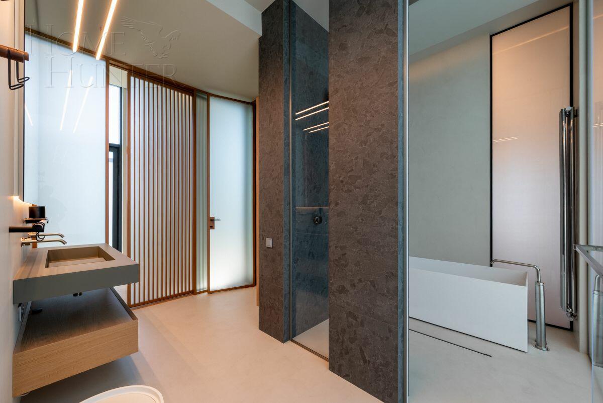 2-этажный коттедж 830 м² с отделкой