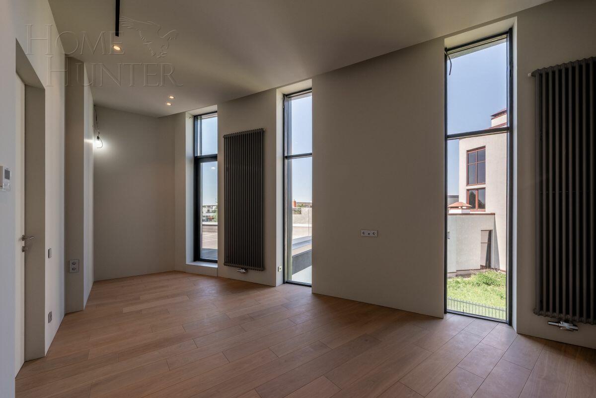 2-этажный коттедж 830 м² с отделкой