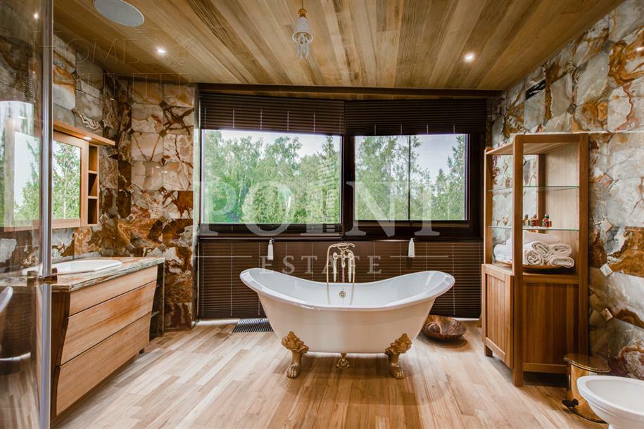 3-этажный коттедж 3 390 м² с отделкой