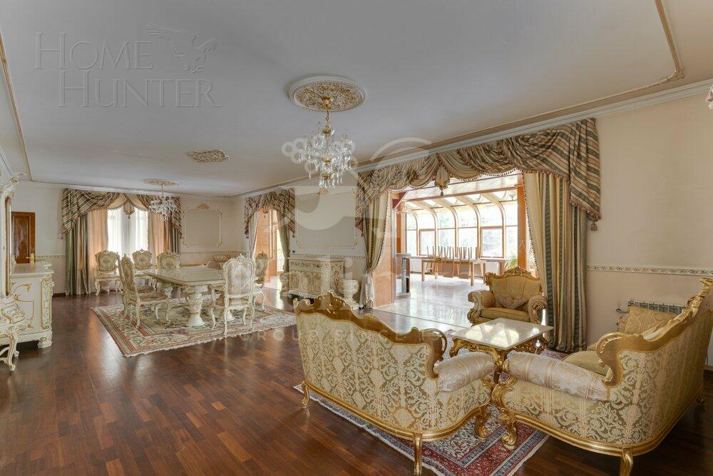 2-этажный коттедж 650 м² с отделкой