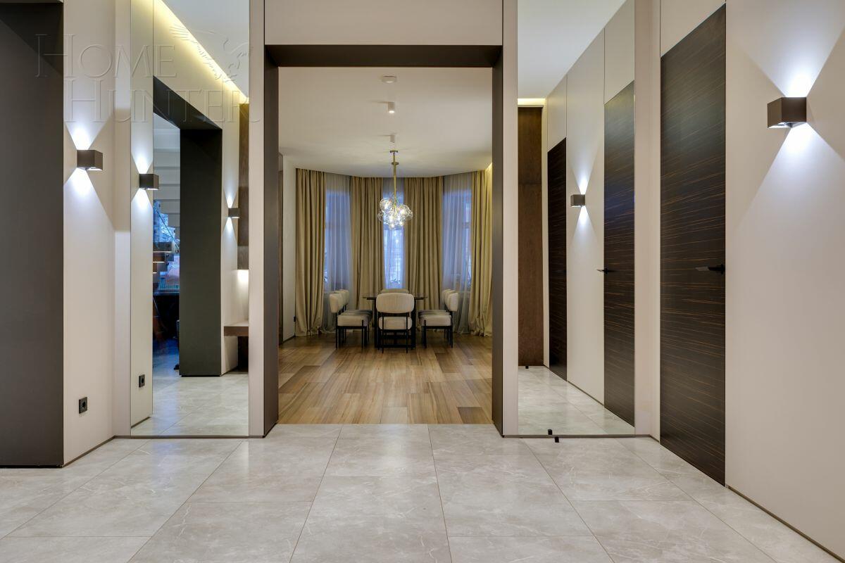 2-этажный коттедж 688 м² с отделкой