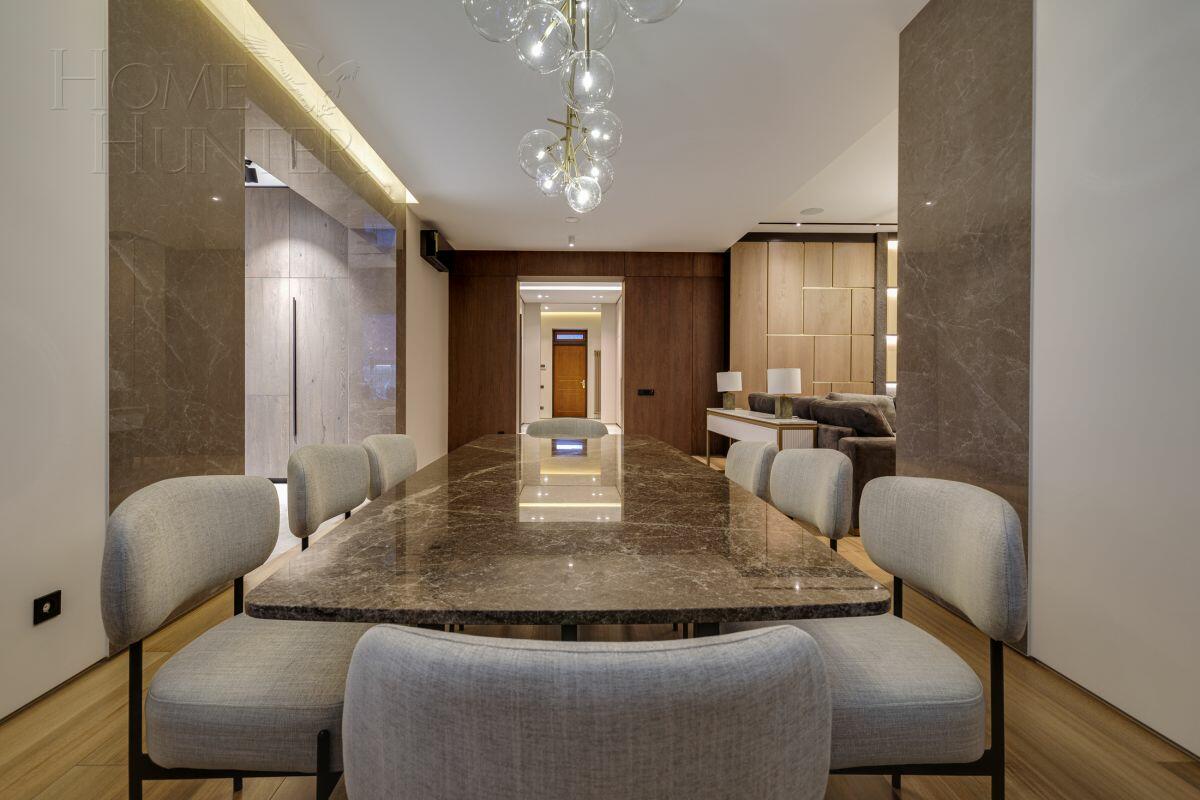 2-этажный коттедж 688 м² с отделкой